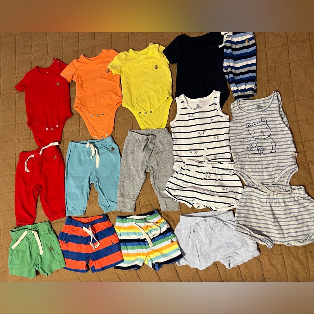 Babygap bundle 0-3 month and 3-6 month